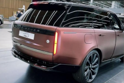 大改款Range Rover預告10月26日發表 實車搶先曝光！ 13833