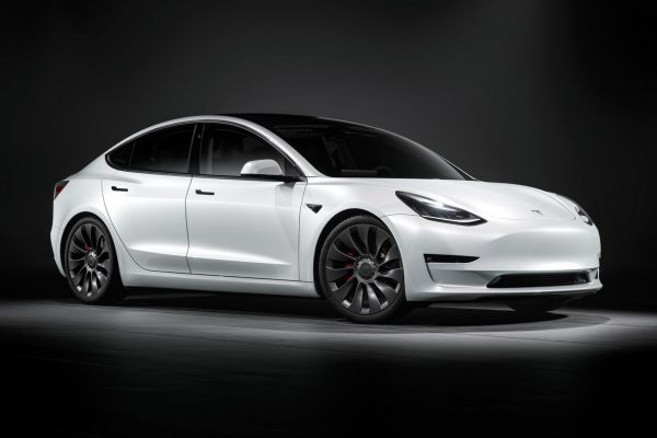 特斯拉Model 3又漲價！漲幅至少8.3萬