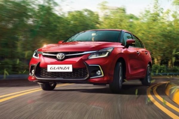 Toyota小掀背新世代登場 比雙胞兄弟帥多了！
