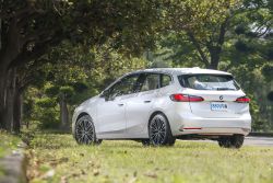 BMW大改款220i Active Tourer Luxury試駕 新意大噴發！ 2018