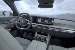 發表前必上演戲碼 BMW i7外觀內裝全都露 14671