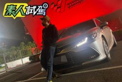 Toyota Camry汽油尊爵素人一週試駕-靜動皆宜，不失以往成熟穩重樣貌 2023