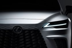 Lexus大改款RX車尾照曝光 順勢確定動力選項 14842