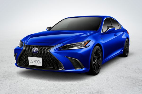 Lexus ES新年式漲2萬！追加油電F Sport新車型