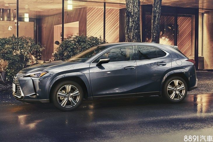 Lexus UX小改款日本開賣 追加「運動風」、「優雅風」兩款特仕車型 15140