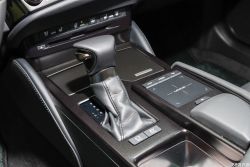 Lexus ES新年式漲2萬！追加油電F Sport新車型 15271