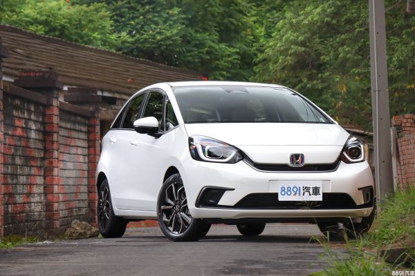 Honda Fit真的漲價了！油電漲2萬、汽油不變