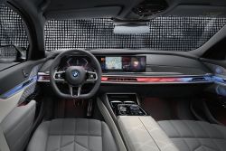 BMW大改款7系列開放預訂 付10萬先卡位！ 15286