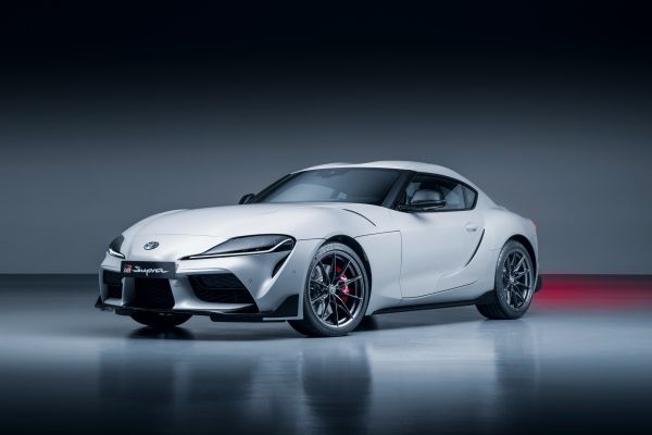 Toyota GR Supra手排傳10/18發表 消費者第二天就能自己開開看