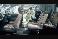 Toyota新Sienta卯起來賣 台灣消費者只能看心酸 15459