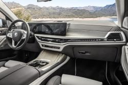 BMW X7小改款518萬起預售 預計年底正式上架 15548