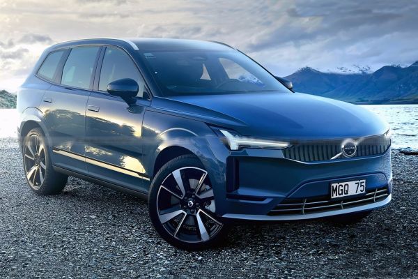 大改款Volvo XC90預覽 換新命名、改純電動！？