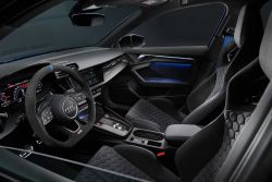 狂還要更狂！Audi限量推出300台RS 3性能版 15781