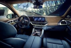 BMW XM正式開放預售 889萬的油電性能跑旅！ 15920