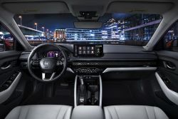 Honda大改款Accord發表 首搭最新多媒體、雙動力 15935