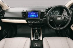 Honda小改款City國外發表 配備豐富、安全完善 16493