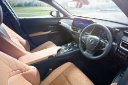 日規Lexus UX 300e小改款發表 續航力提升 16644