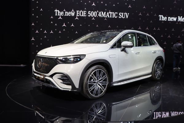 【2023首爾車展】賓士EQE SUV實車預賞 國內年中上市