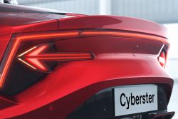 【2023上海車展】MG Cyberster敞篷跑車全球首發！鍘刀式車門超吸睛 16737