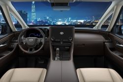 豐田大改款Alphard國內與日本同步發表 開價315萬！ 17101
