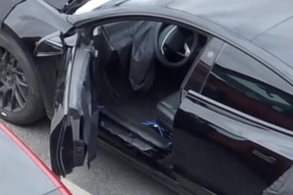 小改款Tesla Model 3內裝曝光 將取消排檔桿？ 17244