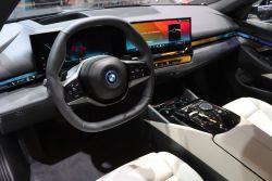 【2023慕尼黑車展】新一代BMW 5系列實車出展！Neue Klasse概念車連袂亮相 17500