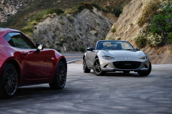 Mazda MX-5二度小改款 新增ACC與大螢幕！