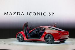 【2023日本交通展】馬自達發表Iconic SP概念小跑車 雙轉子引擎上身 17762