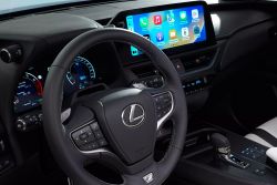 Lexus UX發表「300h」新動力！把入門市場讓給LBX 18030
