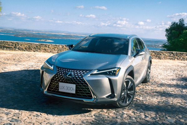 Lexus UX 300h傳2月到港 最快第一季國內開賣 18120