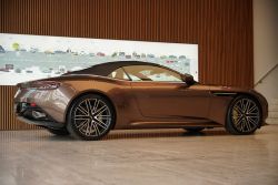 Aston Martin DB12敞篷版1388萬起 預計Q2開始交付 18124
