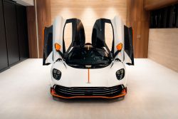 Aston Martin Valhalla亞洲首發在台灣！巡迴展車身價達6千萬！ 20013