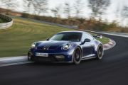 比前紀錄快9.5秒！保時捷911 GT3成為紐北最速量產手排車！