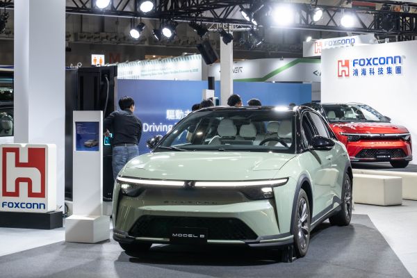 鴻海Model B年中啟動量產！三菱版傳2026年登陸紐澳 20060