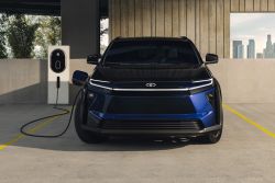 美規Toyota bZ4X小改款更名為bZ 續航與輸出都提升！ 20145
