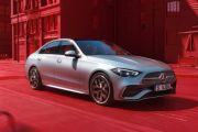 賓士C-Class、BMW 3系列雙B對決！誰才是主管房車理想型？