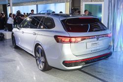 福斯Passat Variant回來啦！三車型157.8萬起正式上市 20173