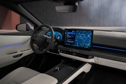 歐規大改款Lexus ES亮相 油電與純電雙動力、2026年春季上市 20182