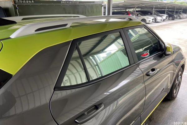 明年起新車先納管！隔熱紙透光率「前擋70%、前側窗40%」新規公布 20327