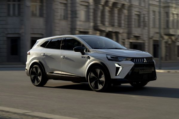 三菱全新小休旅Grandis亮相 車長4.4米、油電動力很適合台灣！ 20347