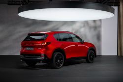 Mazda大改款CX-5發表 外觀更有型、15.6吋螢幕上身 20391