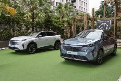 新一代Peugeot 3008、5008同步上市 入門款124.8萬買得到！ 20397