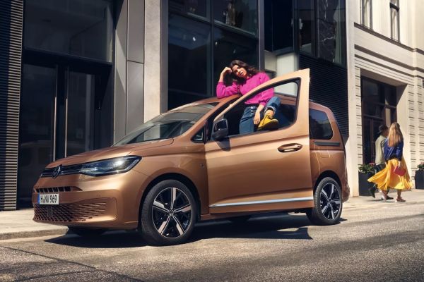 福斯Caddy Maxi汽油動力回歸？車安網登錄1.5 TSI新車型！ 20432