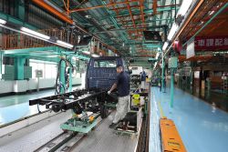 中華汽車攜手台灣供應商共同開發　3.5噸電動商用車ET35下線 20600
