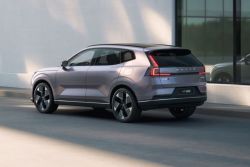 Volvo XC70對岸上市！預售價換算125萬、85分鐘接單破5千張 20622