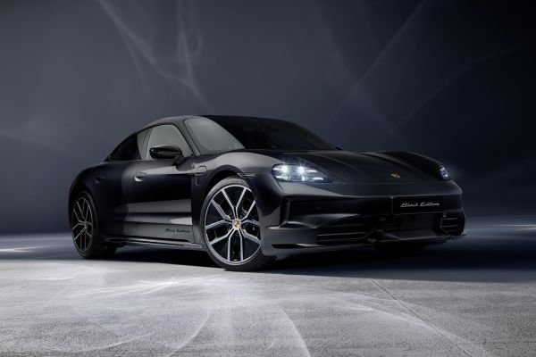 保時捷Taycan Black Edition專屬黑化 三車型510萬起發售 20624