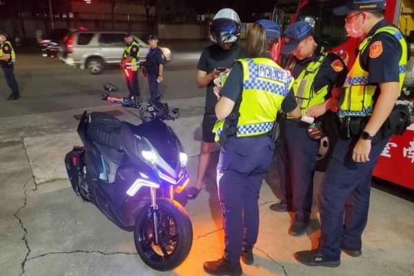 比酒駕可怕！無照駕駛修法重罰，最高罰6萬、同車一併罰！ 20648