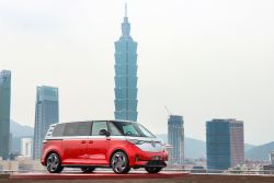 福斯ID.Buzz GTX台灣上市！售價269.8萬、運動扮相更吸睛 20653