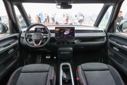 福斯ID.Buzz GTX台灣上市！售價269.8萬、運動扮相更吸睛 20653