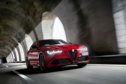 四葉草傳奇再現！Alfa Romeo Giulia Quadrifoglio發表四日銷售一空！ 20745